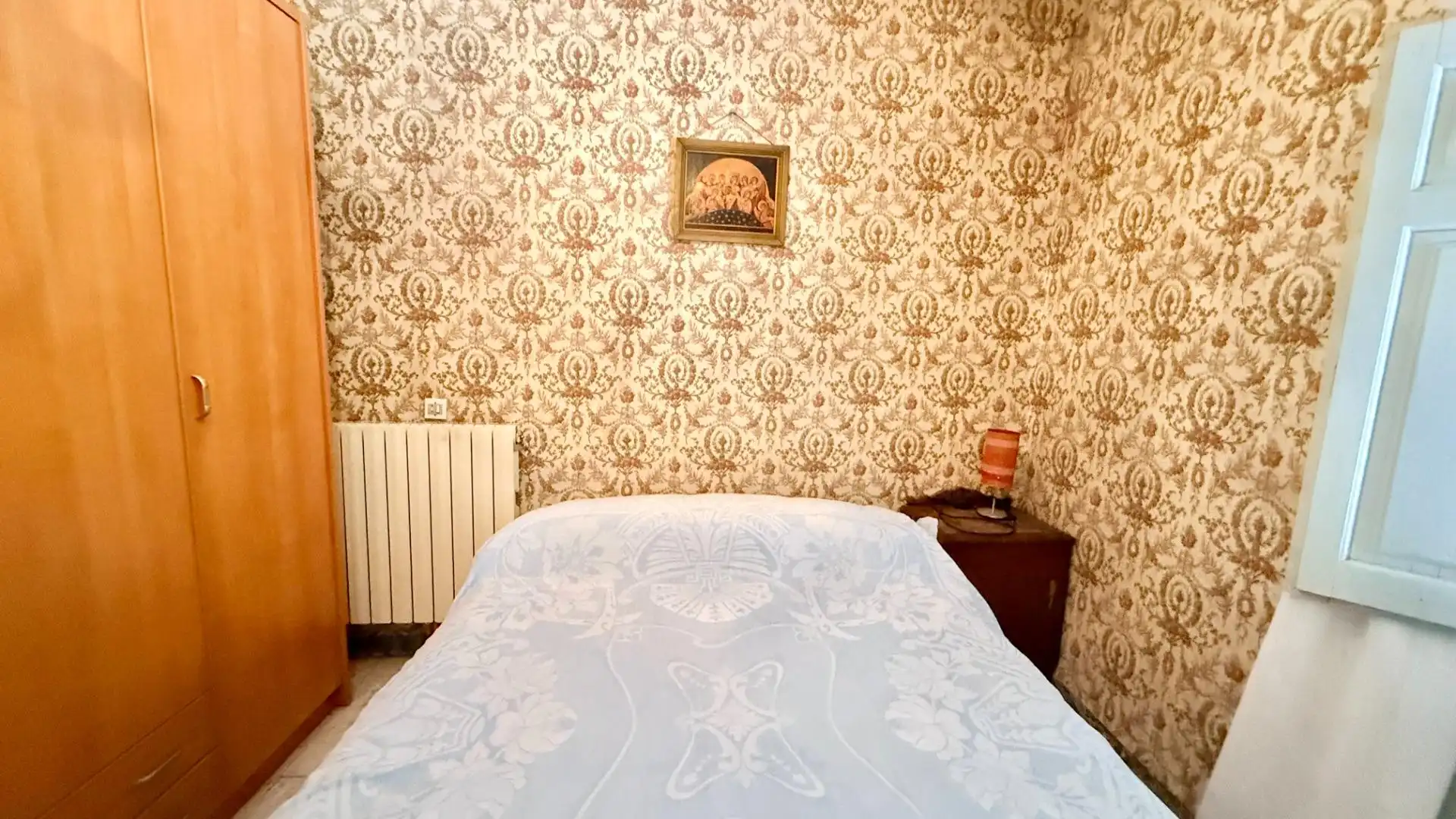 Dormitori de Casa o xalet en venda en Olombrada amb Moblat i Balcó