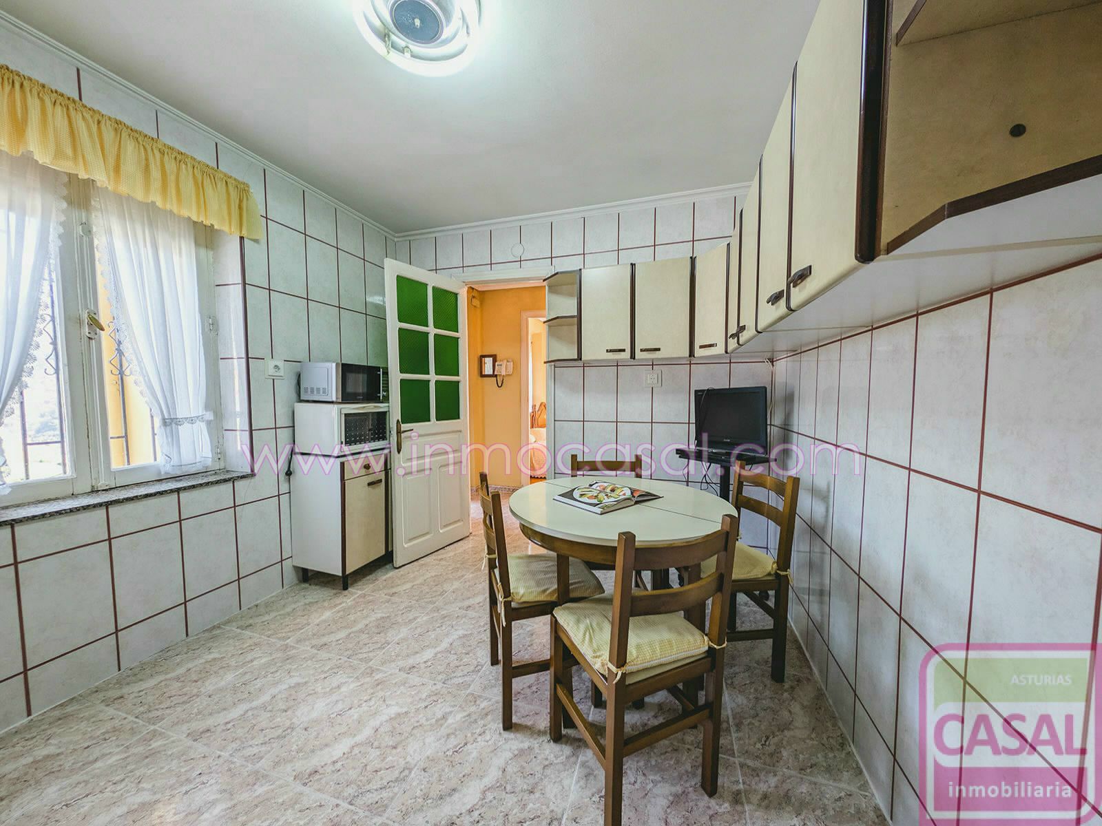 House or chalet for sale in CALLE BOO
