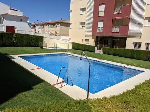 Piscina de Pis en venda en Antequera amb Aire condicionat, Parquet i Traster