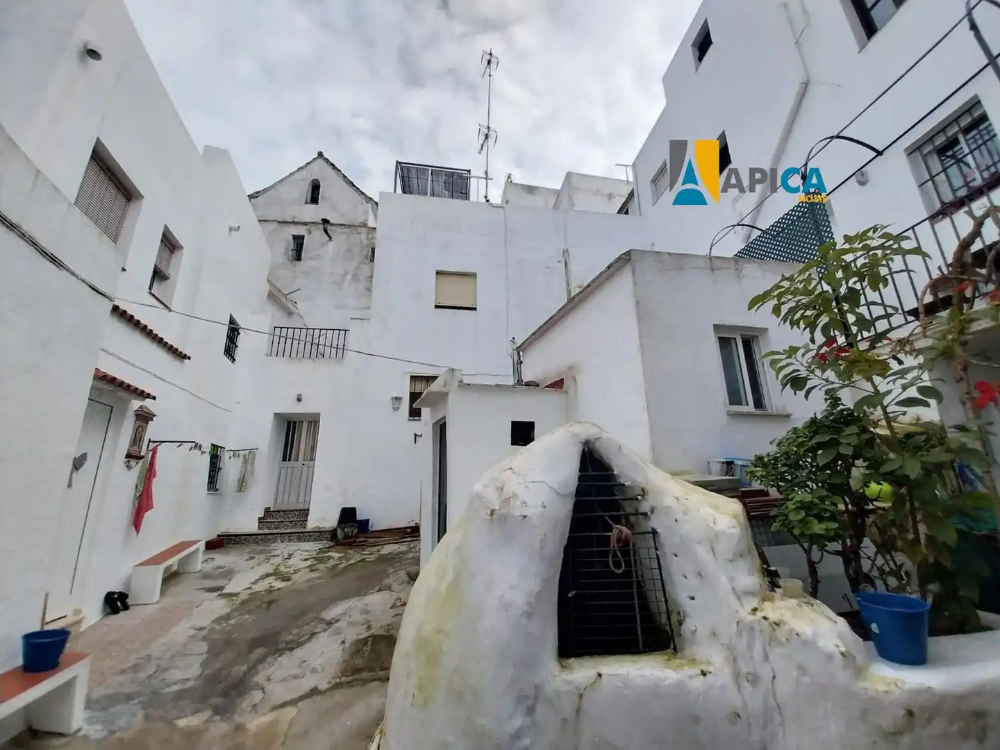 Vista exterior de Piso en venta en Vejer de la Frontera con Trastero