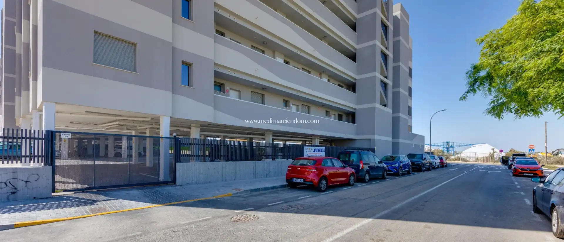 Aparcament de Apartament en venda en Santa Pola amb Aire condicionat, Calefacció i Terrassa