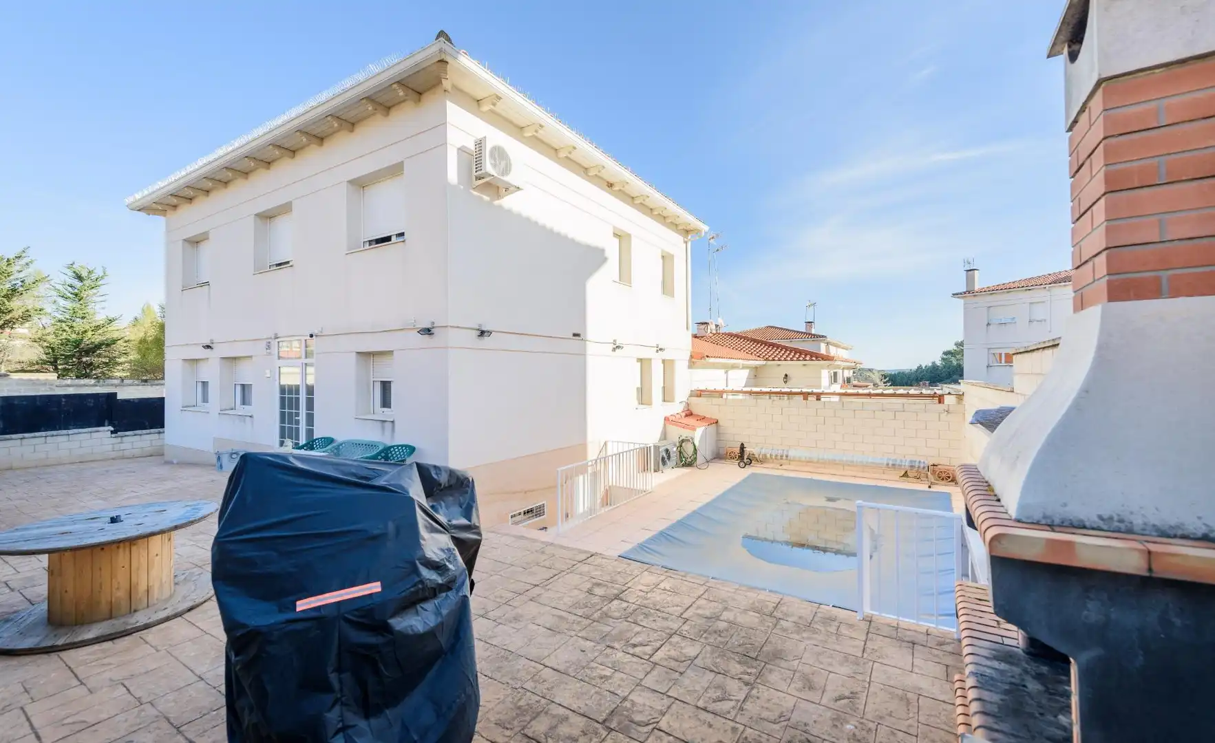 Piscina de Casa o xalet en venda en Horche amb Aire condicionat, Terrassa i Piscina