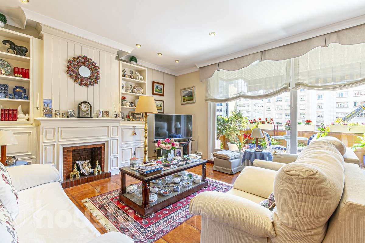 Duplex for sale in Plaza Gal·la Placida, Vila de Gràcia