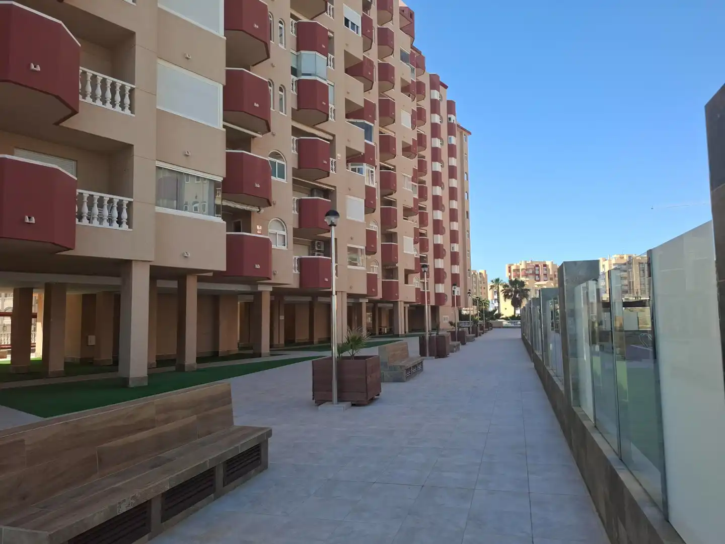 Vista exterior de Apartamento en venta en La Manga del Mar Menor con Aire acondicionado, Terraza y Amueblado