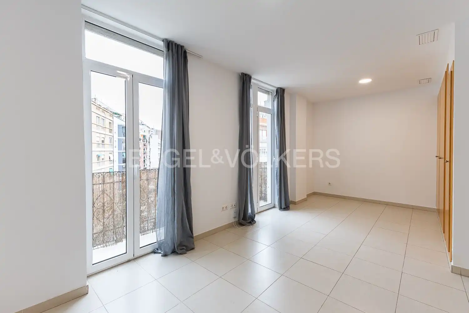 Wohnung mit Terrasse zur Miete in Quatre Carreres, imagen 3