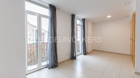Foto 3 de Piso de alquiler en Mont-Olivet, Valencia Capital