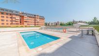 Swimming pool of Flat for sale in Pinto  with Air Conditioner, Heating and Parquet flooring