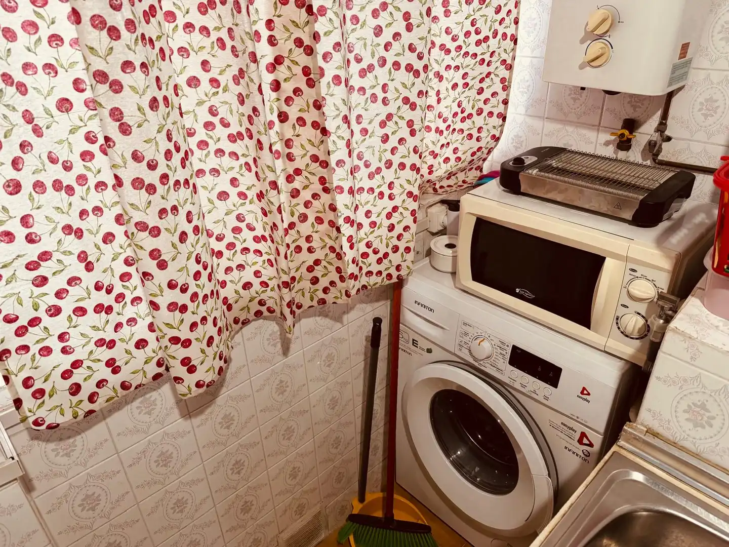 Cocina de Piso en venta en Cerro - Amate
