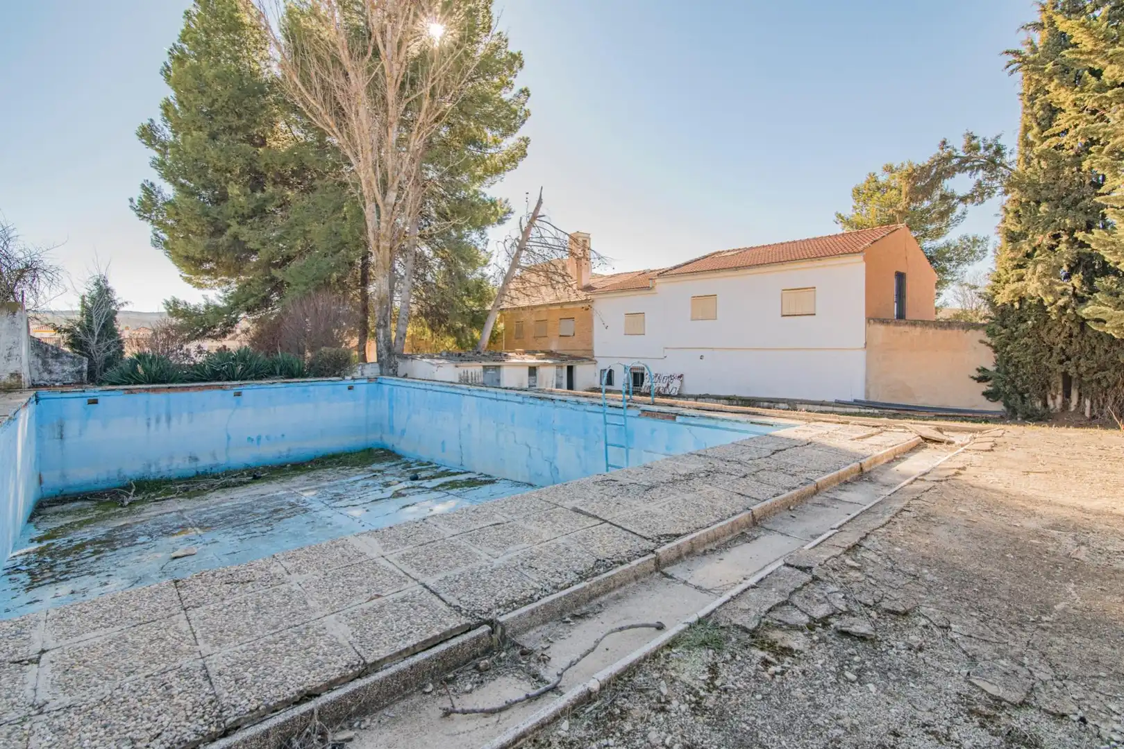 Edificio en venta en Carretera HUELMA, 66, Montejícar