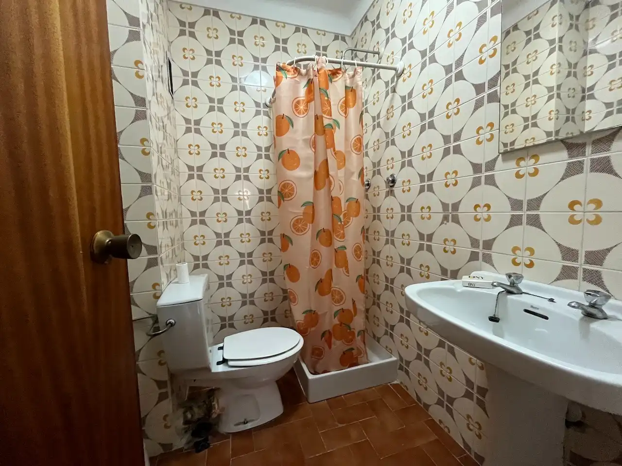 Bathroom of Flat for sale in Vélez-Málaga  with Terrace and Storage room