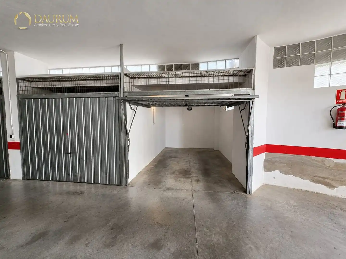 Aparcament de Pis en venda en Villajoyosa / La Vila Joiosa amb Aire condicionat, Terrassa i Moblat