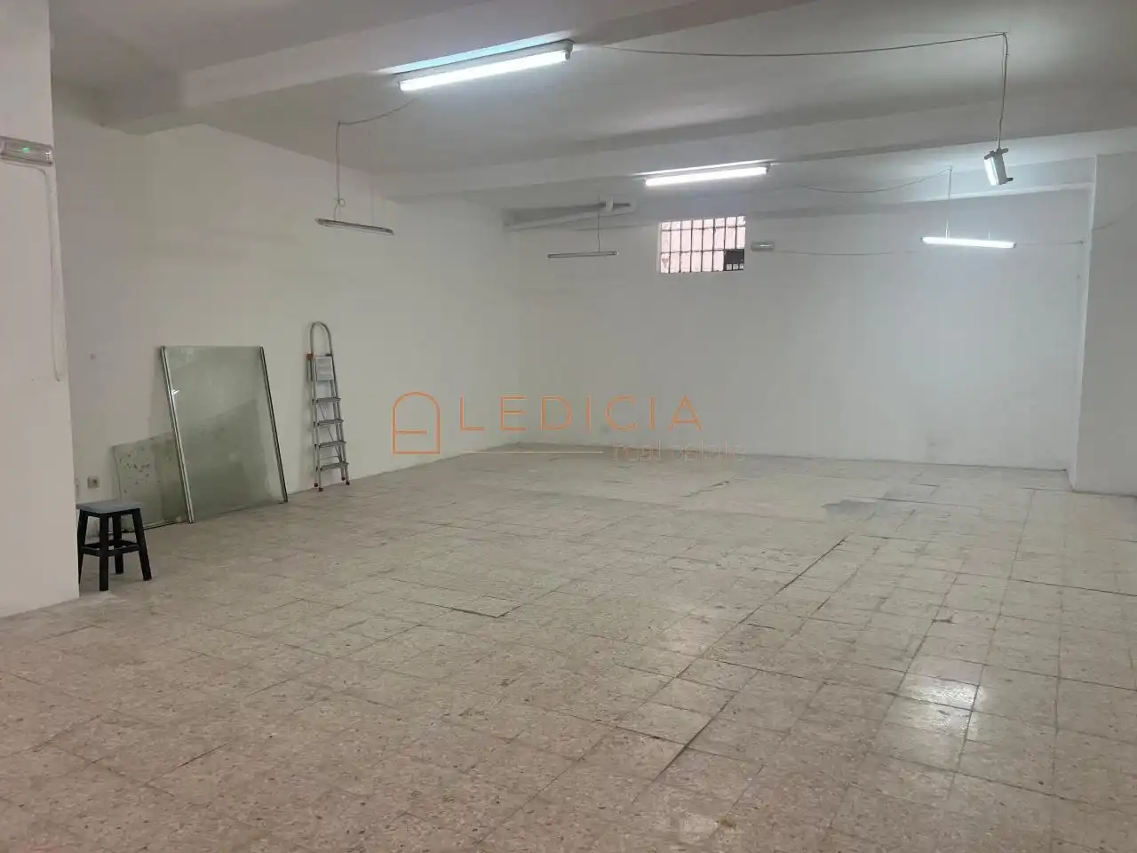 Commercial properties for rent in COLOMBIA, Casablanca - Calvario