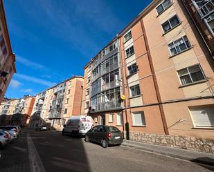 Vista exterior de Pis en venda en Burgos Capital amb Terrassa