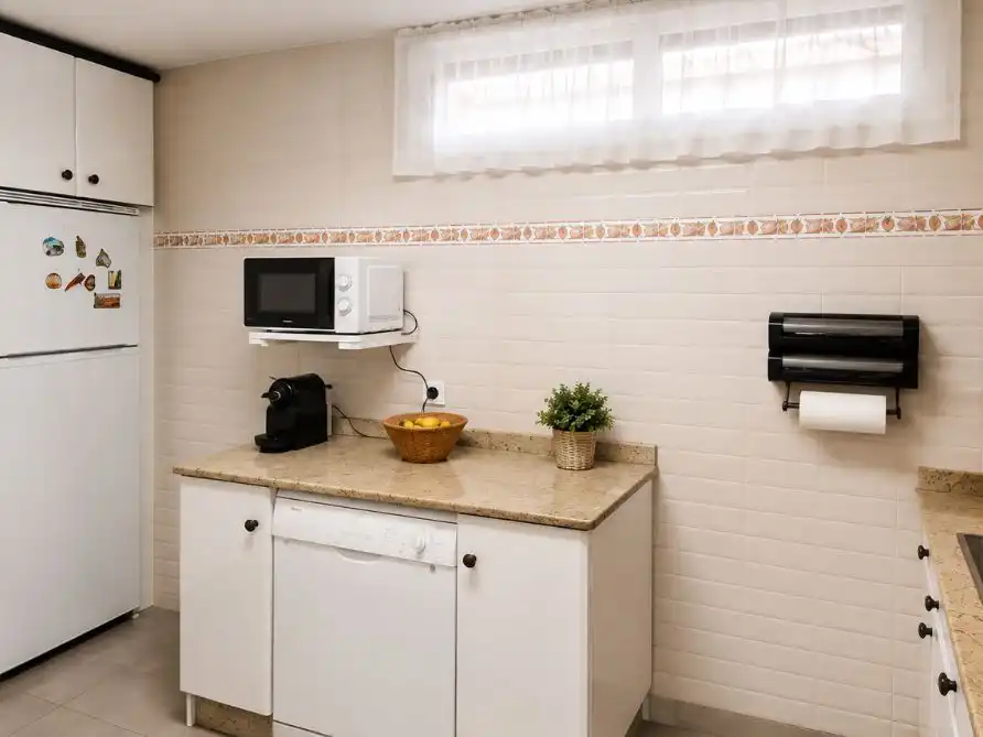 Chalet con jardín en venta en Avenida Argentina 10, imagen 24
