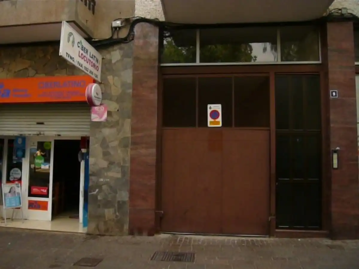 Garage zur Miete in Calle FERNÁNDEZ NAVARRO, 7, La Salle - Cuatro Torres, La Salud - La Salle