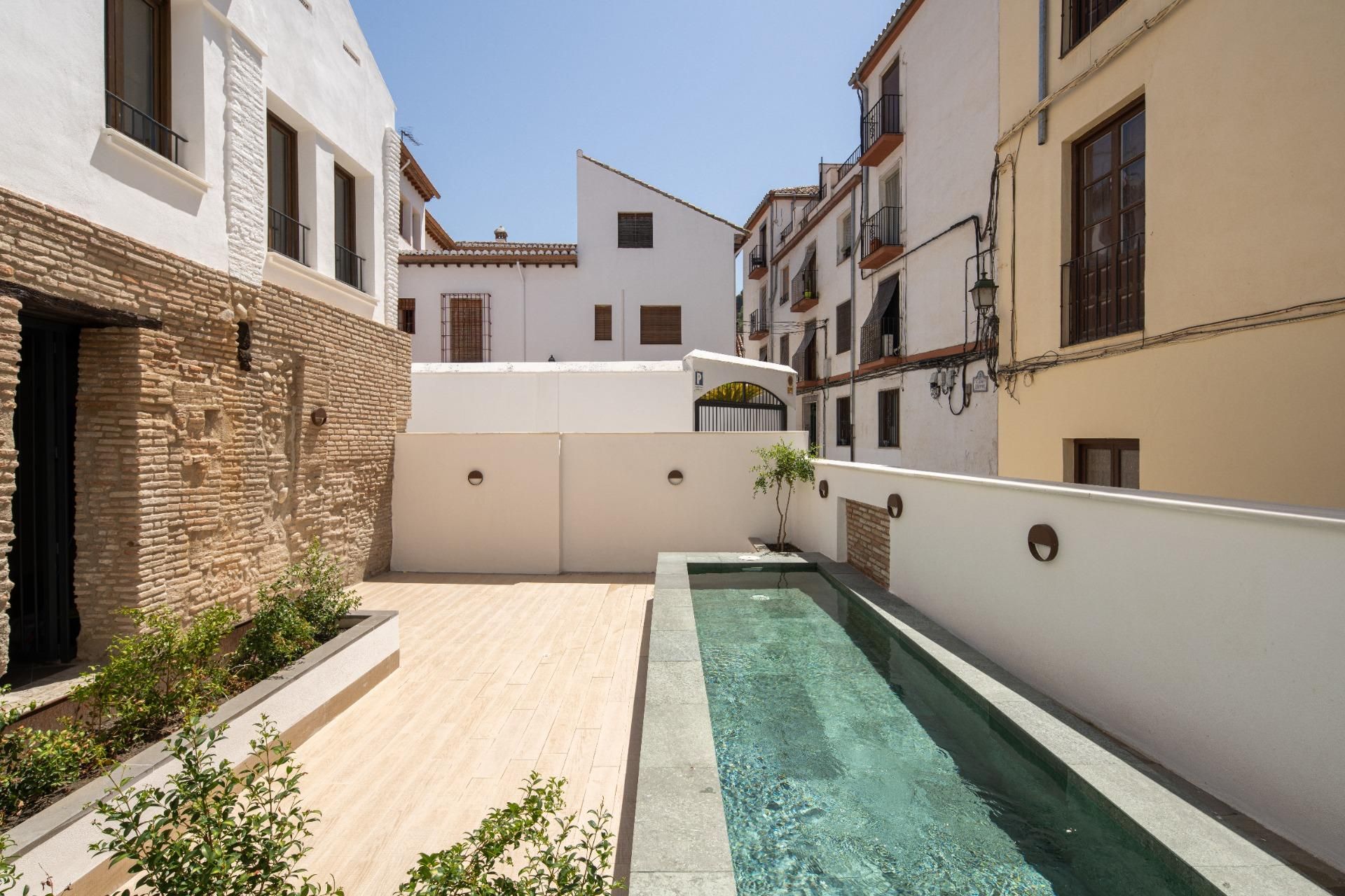 Piscina de Dúplex en venta en  Granada Capital con Aire acondicionado