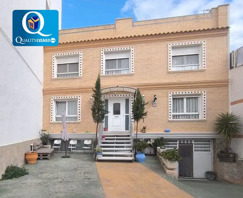 Vista exterior de Casa o chalet en venta en El Carril - Paseo de Chapi