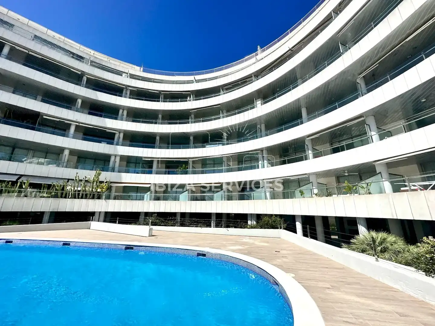 Appartamento con piscina in affitto a Marina Botafoc - Platja de Talamanca, imagen 18