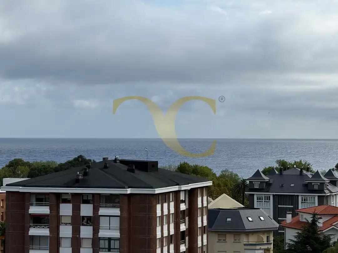 Flat with lift for sale in Avenida de los Castros, imagen 5