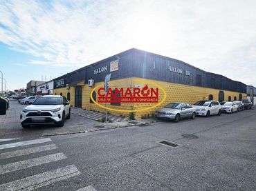 Nave industrial en venta en Coria del Río