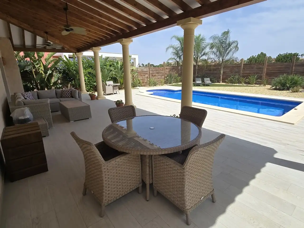 Terrassa de Casa o xalet en venda en Cuevas del Almanzora amb Aire condicionat, Terrassa i Piscina