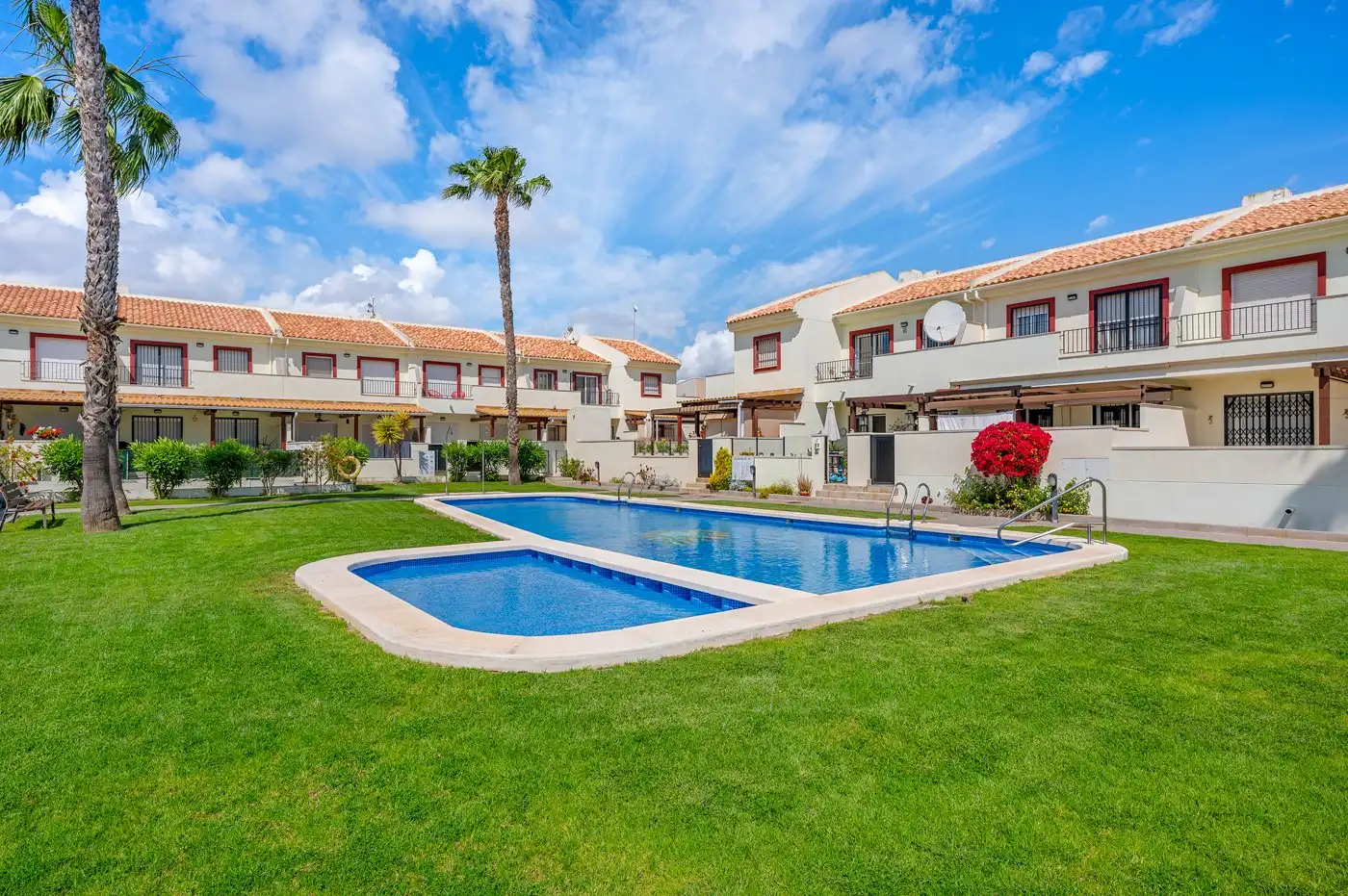 Exterior view of Detached homes for sale in Rojales  with Air Conditioner, Terrace and Storage room