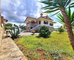 Vista exterior de Casa o xalet en venda en Ames amb Terrassa