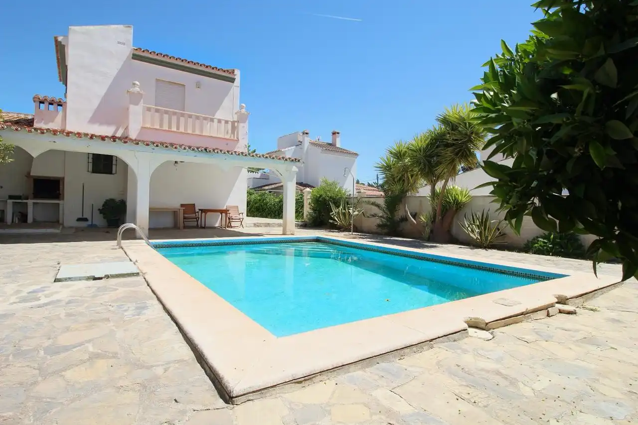 Swimming pool of Houses for sale in Coín  with Air Conditioner, Private garden and Terrace