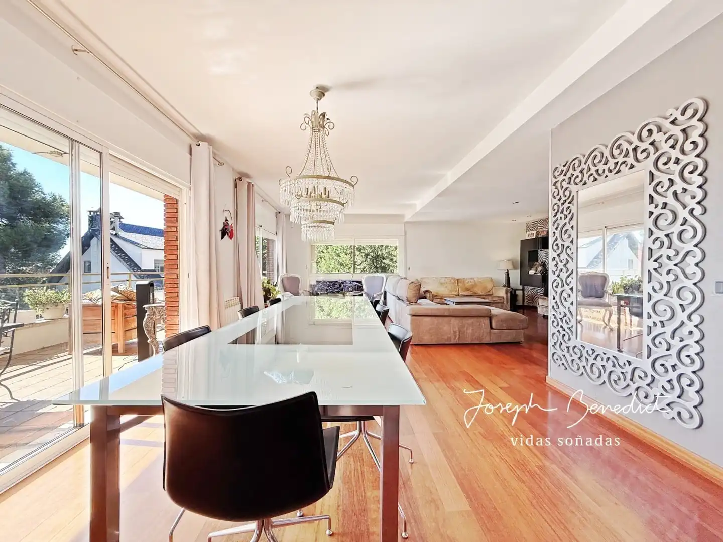 Living room of Houses for sale in Castelldefels  with Air Conditioner, Heating and Private garden