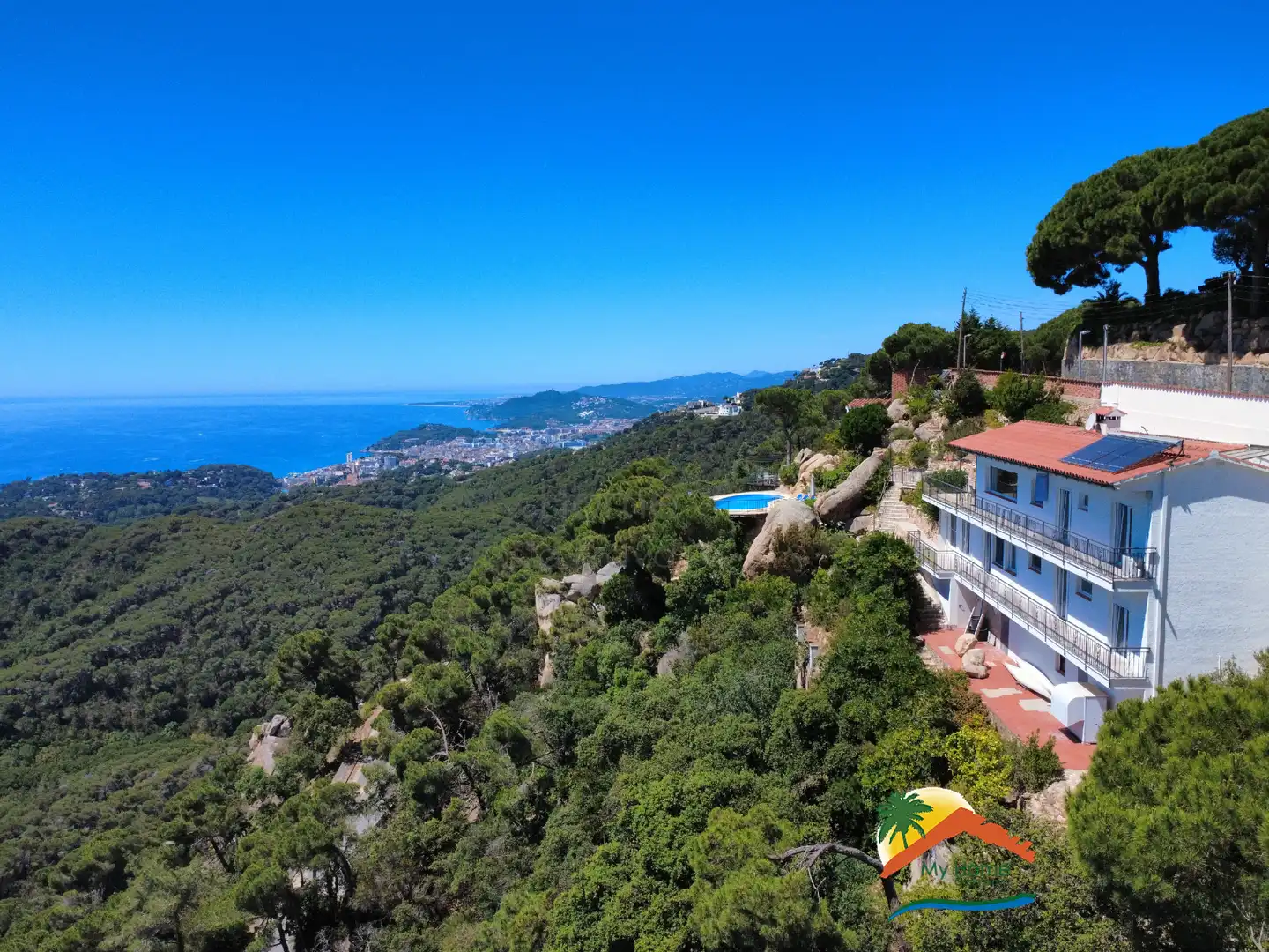 Vista exterior de Casa o chalet en venta en Lloret de Mar con Aire acondicionado, Calefacción y Jardín privado