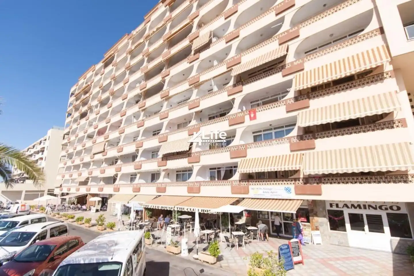 Vista exterior de Apartamento en venta en Arona con Terraza, Amueblado y Balcón
