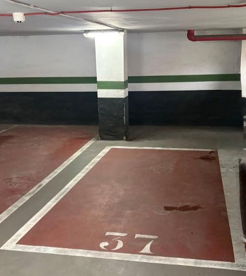 Foto 2 de Garaje en venta en Done Bikendi Kalea, 8, Albia, Bizkaia