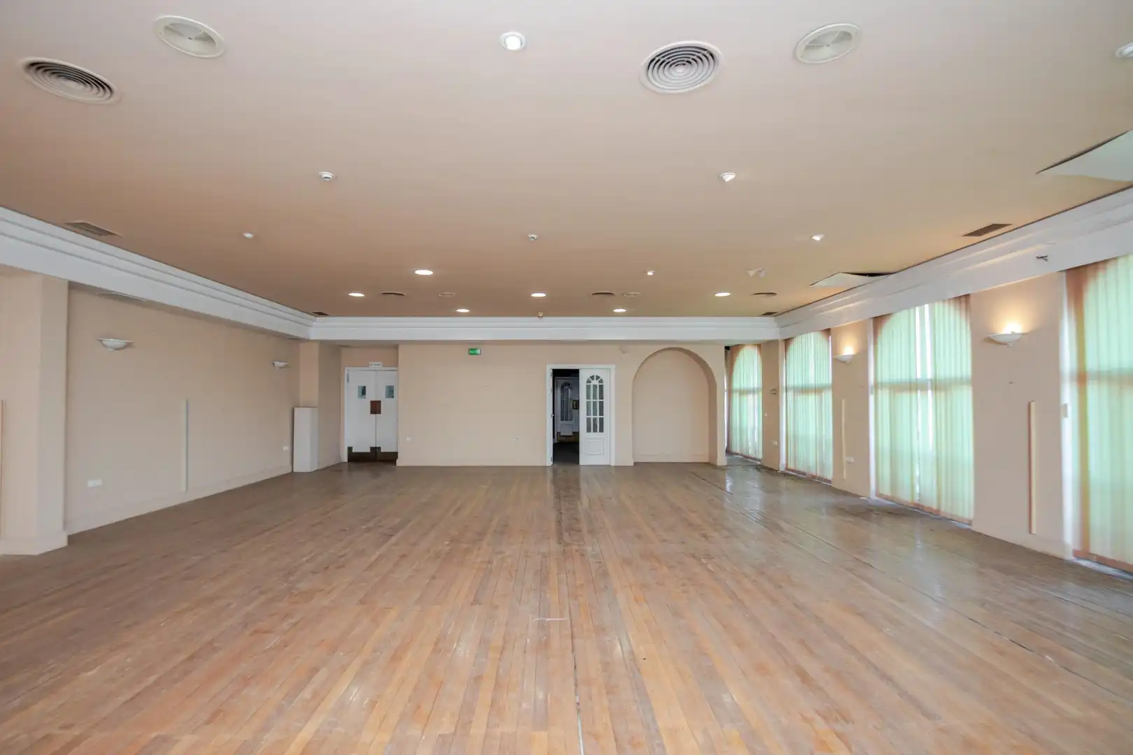 Edificio en venta en Mairena del Aljarafe