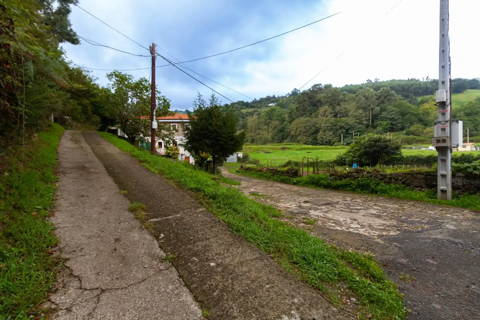Exterior view of Houses for sale in Abanto y Ciérvana-Abanto Zierbena  with Heating
