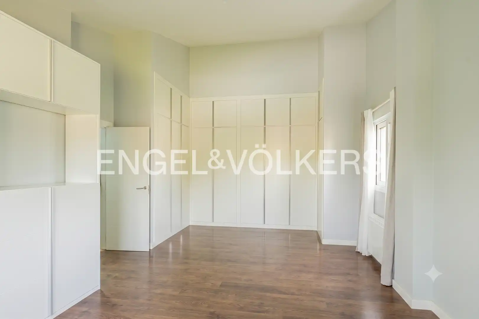 Habitación de Casa adosada de alquiler en Tres Cantos con Aire acondicionado, Calefacción y Jardín privado