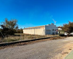 Vista exterior de Nau industrial en venda en Madridejos