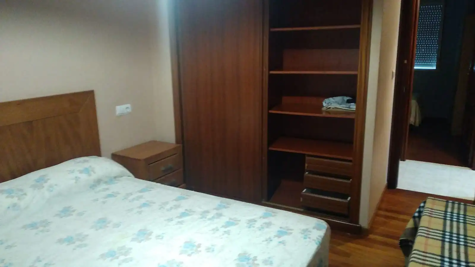 Bedroom of Flat for rent in O Burgo - Campus Universitario