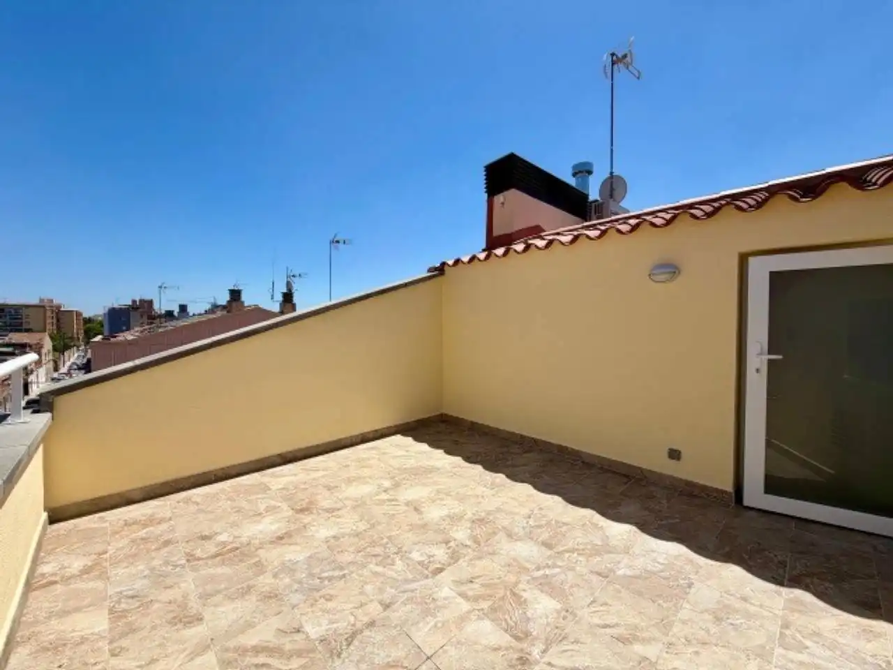 Terraza de Dúplex en venta en Sabadell con Aire acondicionado, Calefacción y Parquet