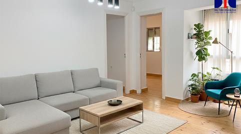 Foto 3 de Pis en venda a Calle Bidasoa, El Tardón - El Carmen,  Sevilla Capital