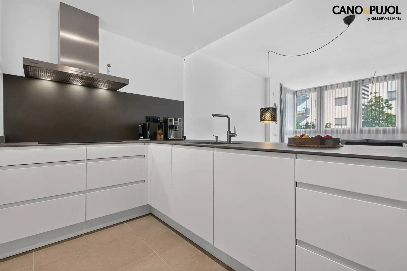 Piso con terraza en venta en josep tarradellas, imagen 7