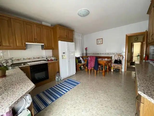 Cuina de Casa o xalet en venda en Valdemorillo amb Calefacció, Jardí privat i Terrassa