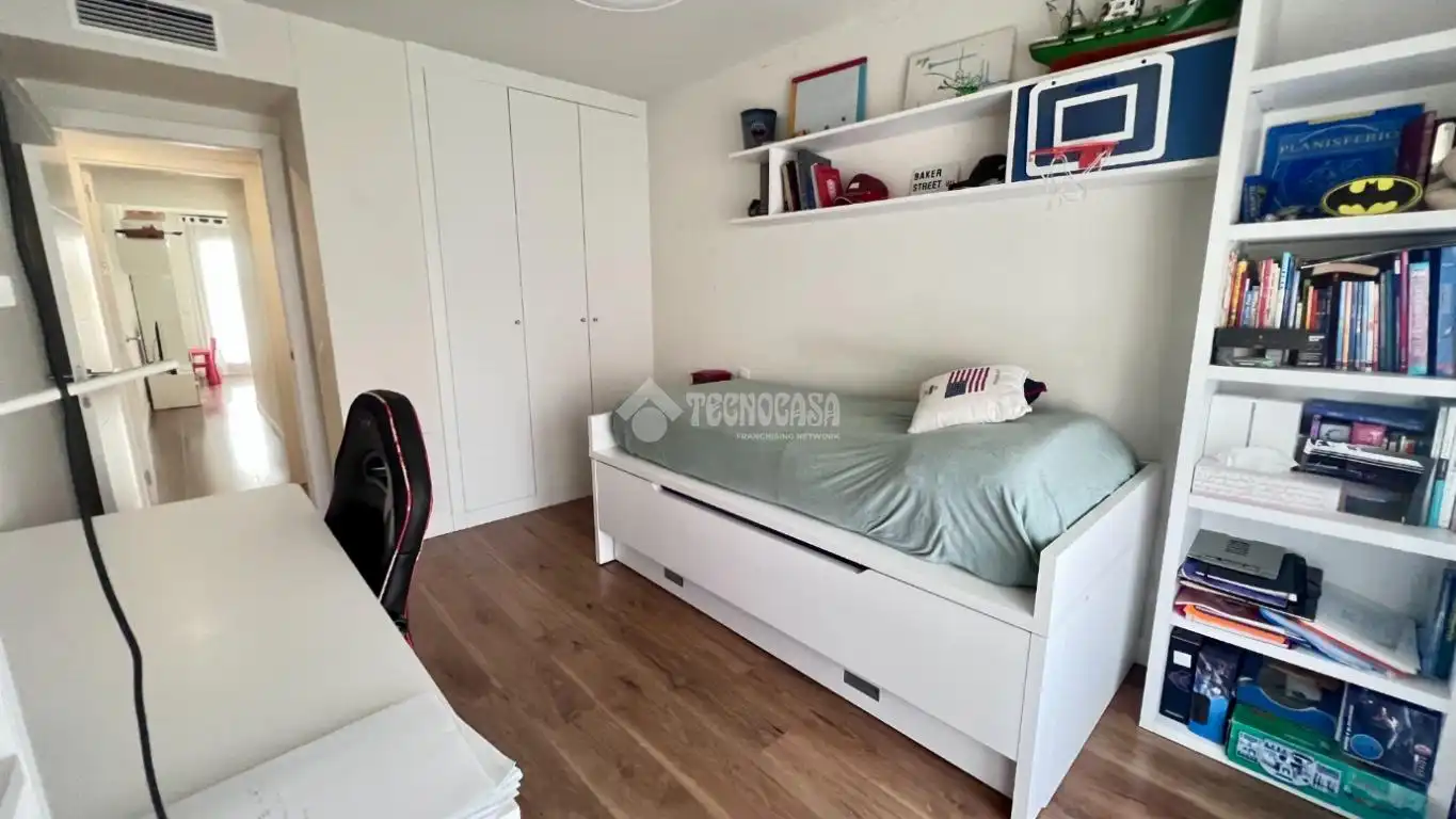 Habitación de Piso en venta en Alcalá de Henares con Terraza