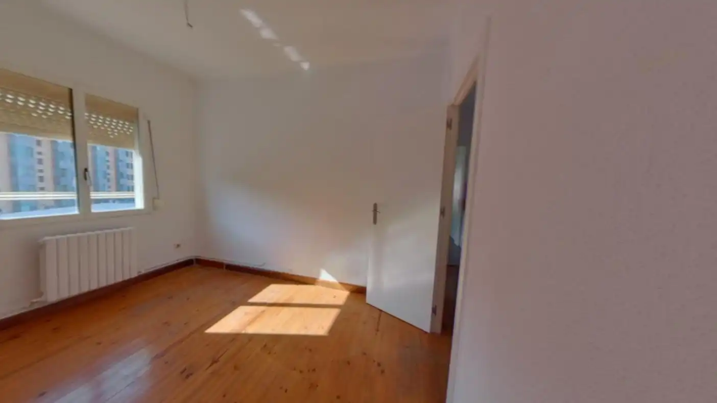 Flat for sale in SANTA ENGRACIA I / SANTA ENGRAZIA I ZEHARKALEA, Buztintxuri