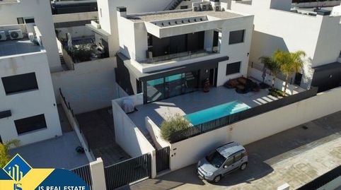 Villa con piscina privada, en la provincia de Alicante, en la localidad de Algorfa. 3 habitaciones | 205 m² | A 17,7 kilómetros de, imagen 5