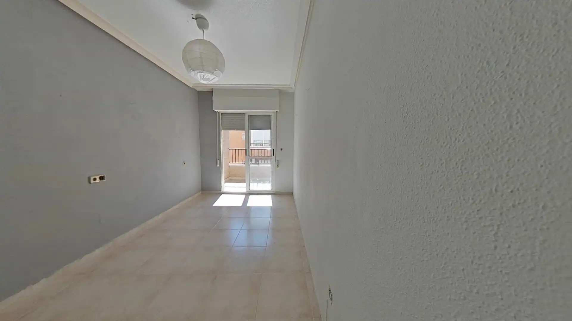 Piso en venta en Bigastro con Balcón