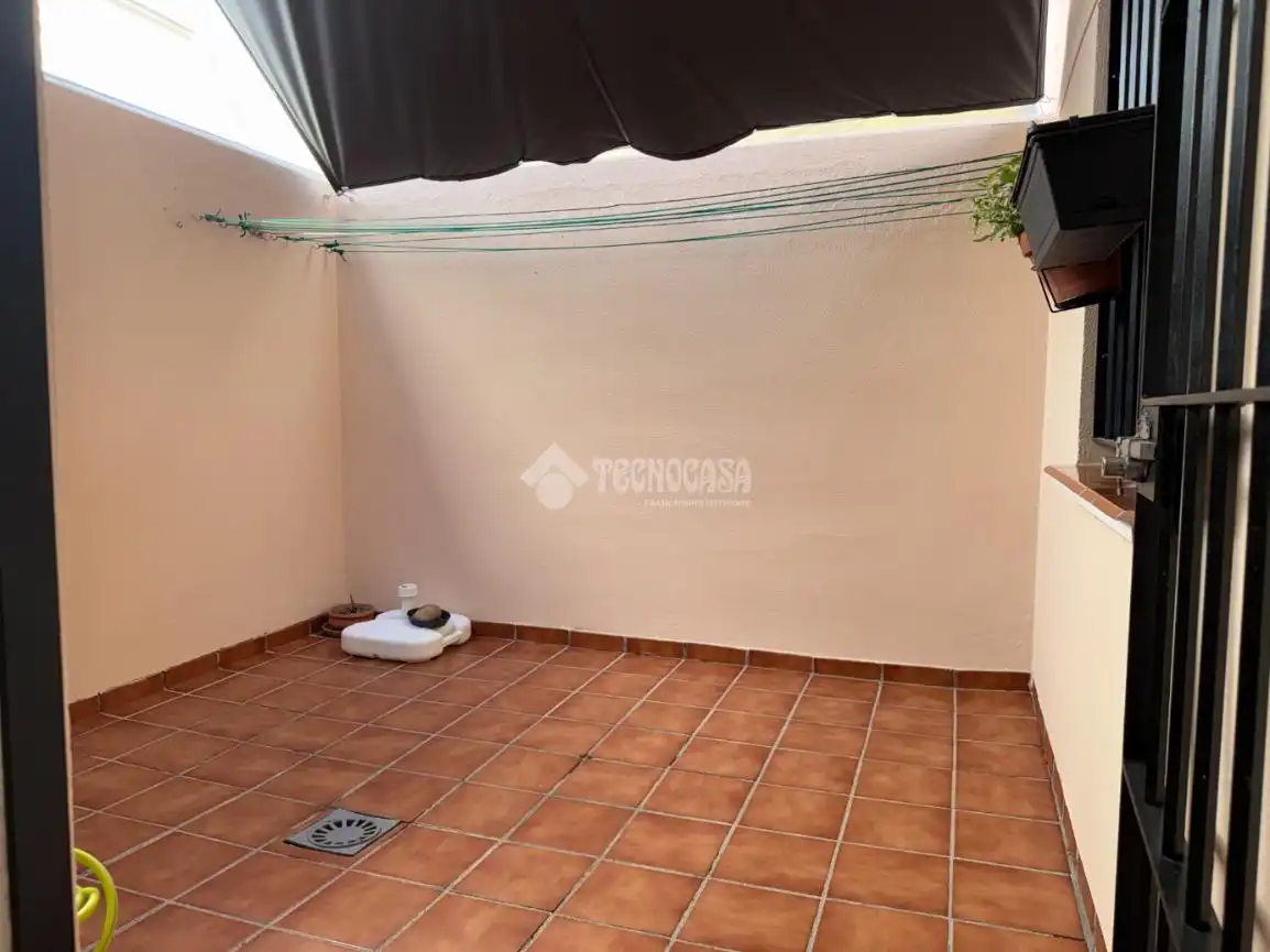 Terrace of Detached homes for sale in La Algaba  with Air Conditioner, Private garden and Terrace