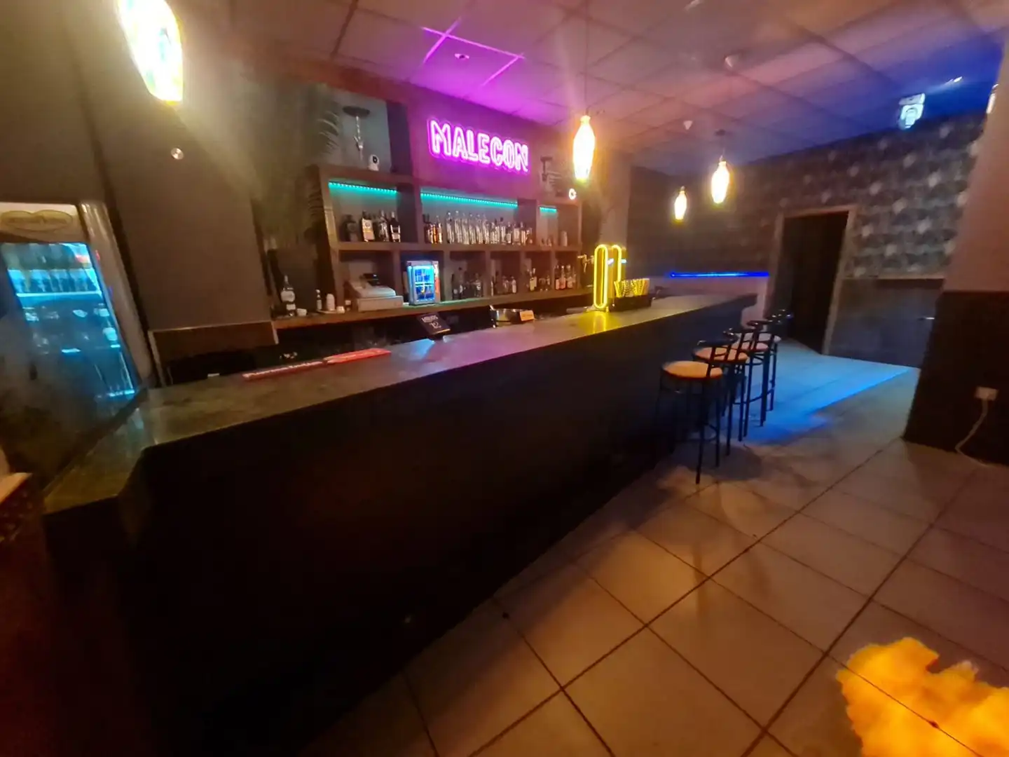 Business premises for transfer in Oeste, imagen 13