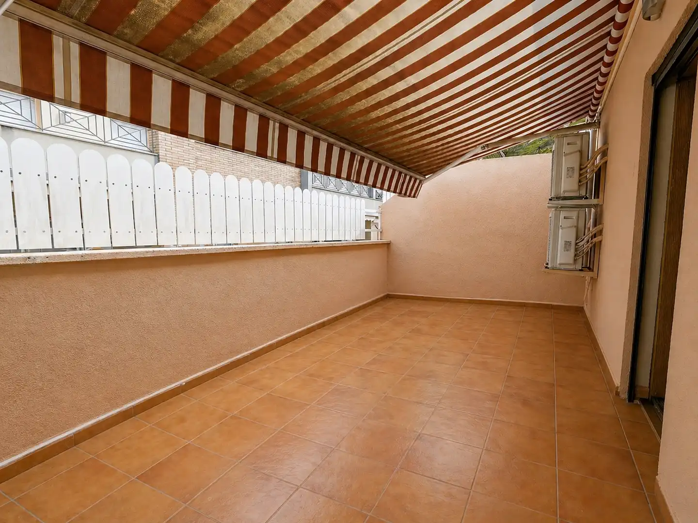 Terraza de Casa adosada en venta en El Vendrell con Aire acondicionado, Calefacción y Terraza