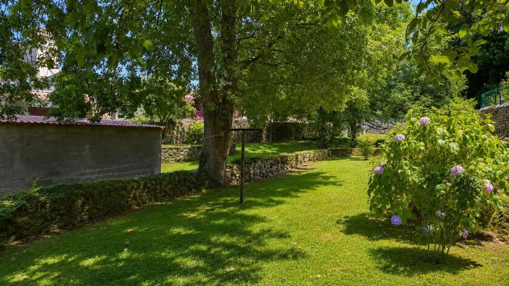 Jardí de Casa o xalet en venda en Alfoz de Lloredo amb Calefacció i Jardí privat