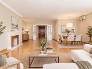 Flat with lift for sale in Calle de Arturo Soria